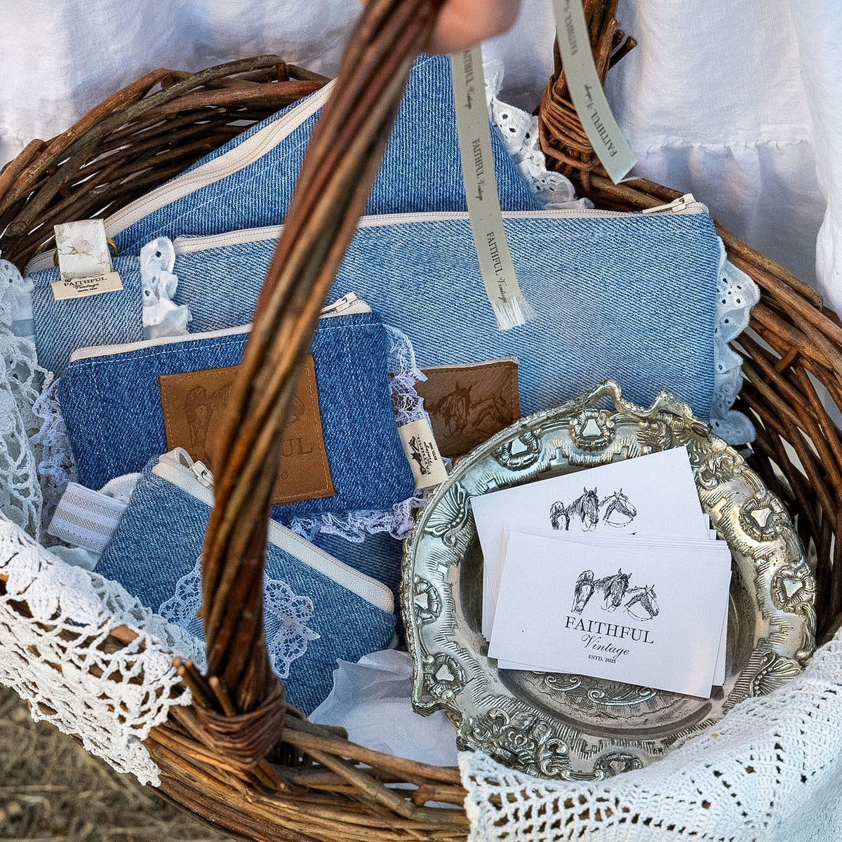 The Keepsake Pouch